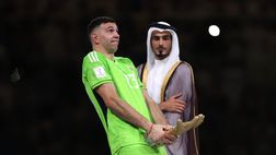 Emiliano Martinez ci ripensa: “Gesto al Mondiale dopo premio? Una cosa stupida”