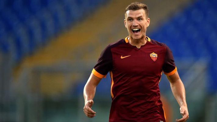 NEWS – “Candreva-Pioli, rapporto in crisi! E Dzeko ha un’offerta per dire addio” NEWS – “Candreva-Pioli, rapporto in crisi! E Dzeko ha un’offerta per dire addio” - immagine 1