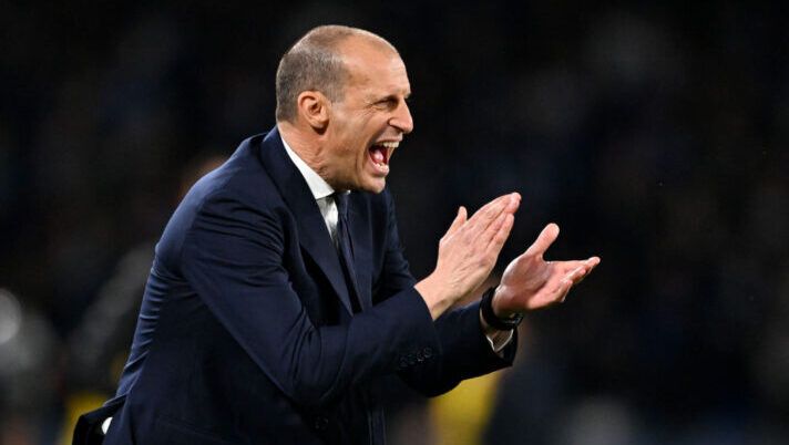 NAPLES, ITALY - MARCH 03: Massimiliano Allegri, Head Coach of Juventus, reacts during the Serie A TIM match between SSC Napoli and Juventus at Stadio Diego Armando Maradona on March 03, 2024 in Naples, Italy. (Photo by Francesco Pecoraro/Getty Images) Allegri: “Arriveremo in Champions! Stiamo facendo male, Chiesa, il modulo e ai tifosi dico…” - immagine 1