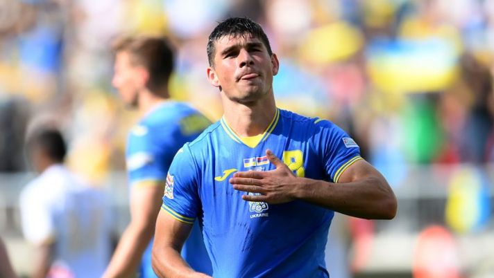 LODZ, POLAND - JUNE 11: Ruslan Malinovskyi of Ukraine celebrates after scoring their team's first goal during the UEFA Nations League League B Group 1 match between Ukraine and Armenia at LKS Stadium on June 11, 2022 in Lodz, Poland. (Photo by Adam Nurkiewicz/Getty Images) Di Marzio: “Malinovskyi ha delle offerte, bisogna capire se rimarrà o no” - immagine 1