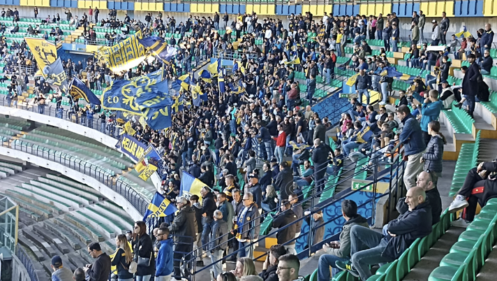 Cori e tanta gente per l’Hellas: il Verona spinto dai tifosi al Bentegodi - immagine 1