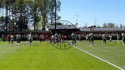 VIDEO – Napoli-Milan, il torello nella rifinitura a Milanello | PM News