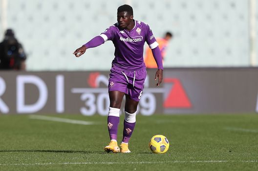 FLORENCE, ITALY - NOVEMBER 22: Alfred Duncan of ACF Fiorentina in action during the Serie A match between ACF Fiorentina and Benevento Calcio at Stadio Artemio Franchi on November 22, 2020 in Florence, Italy.  (Photo by Gabriele Maltinti/Getty Images) 