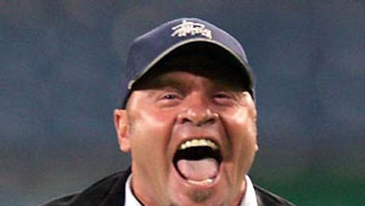 Lecce, la società chiama a raccolta i tifosi. Contro la Roma biglietti a 5 euro - immagine 1