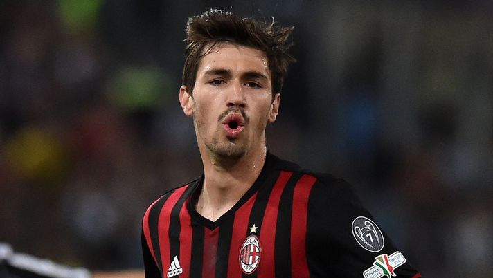Alessio Romagnoli, giovane difensore del Milan (credits: GETTY Images) Alessio Romagnoli Milan