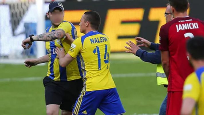 L'invasore polacco immortalato da Sportowe Fakty 