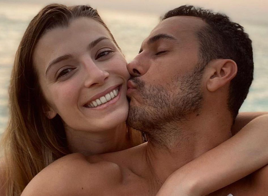 Pedro con Patricia Magana, fidanzata dello spagnolo dal 2017 (Foto Instagram) Pedro con Patricia Magana, fidanzata dello spagnolo dal 2017 (Foto Instagram)