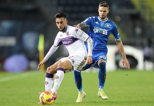 EMPOLI, ITALY - NOVEMBER 27: Petar Stojanovic of Empoli FC battles for the ball with Nicolas Gonzalez of ACF Fiorentina during the Serie A match between Empoli FC and ACF Fiorentina at Stadio Carlo Castellani on November 27, 2021 in Empoli, Italy. (Photo by Gabriele Maltinti/Getty Images) EMPOLI, ITALY - NOVEMBER 27: Petar Stojanovic of Empoli FC battles for the ball with Nicolas Gonzalez of ACF Fiorentina during the Serie A match between Empoli FC and ACF Fiorentina at Stadio Carlo Castellani on November 27, 2021 in Empoli, Italy. (Photo by Gabriele Maltinti/Getty Images)
