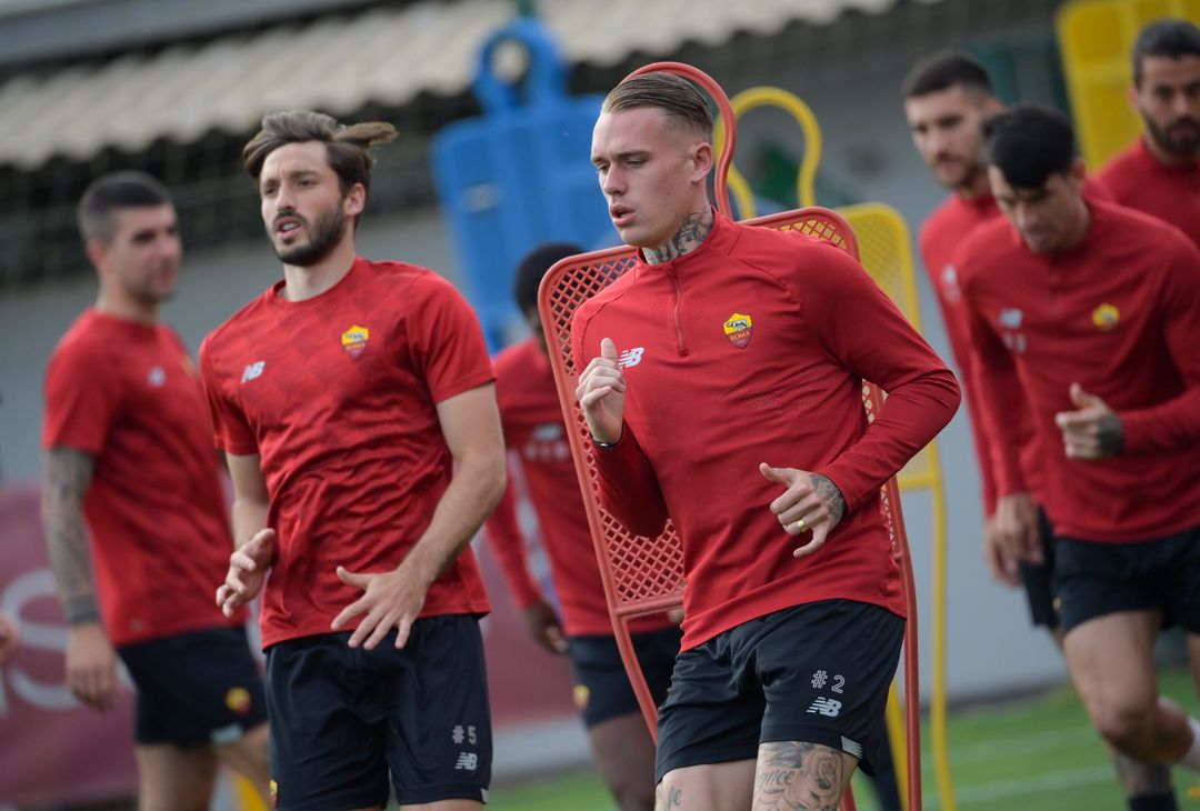 Roma in campo per preparare la semifinale contro il Leicester – FOTO GALLERY - immagine 6