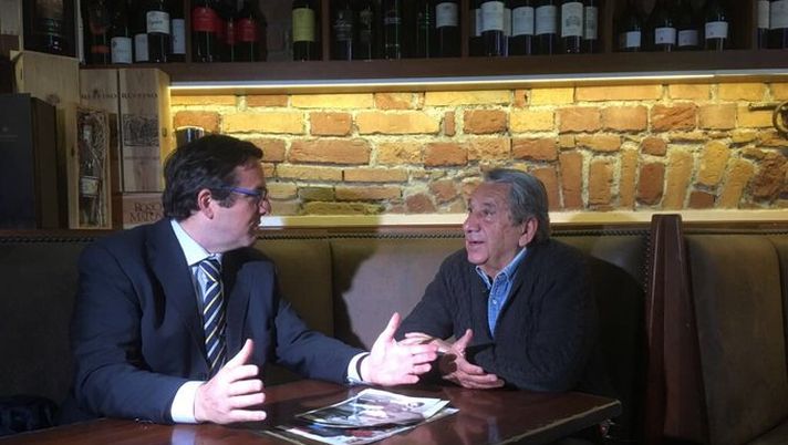 Nella foto Arnuzzo intervistato da Michele Corti 