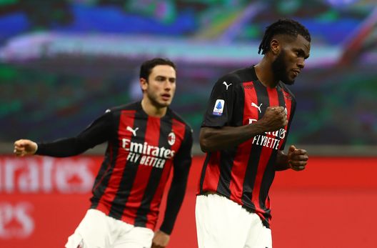 Franck Kessie con Davide Calabria Franck Kessie con Davide Calabria