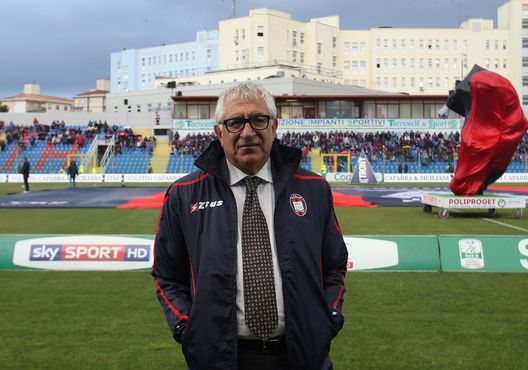 CROTONE, ITALY - MAY 20: Sporting director of Crotone Giuseppe Ursino during the Serie B match between FC Crotone and Virtus Entella at Stadio Comunale Ezio Scida on May 20, 2016 in Crotone, Italy. (Photo by Maurizio Lagana/Getty Images) CROTONE, ITALY - MAY 20: Sporting director of Crotone Giuseppe Ursino during the Serie B match between FC Crotone and Virtus Entella at Stadio Comunale Ezio Scida on May 20, 2016 in Crotone, Italy. (Photo by Maurizio Lagana/Getty Images)