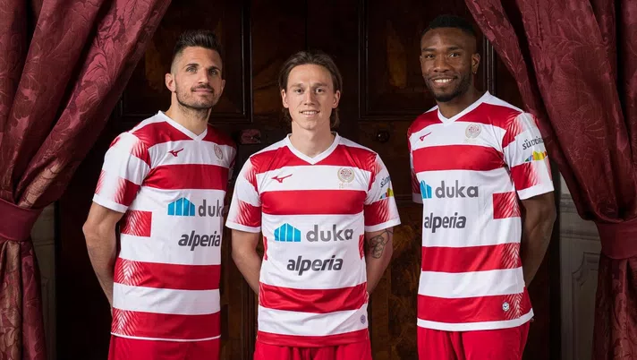 Il Südtirol prepara l&#8217;assalto al Padova. Giocherà con la maglia originale del &#8217;95