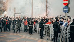Derby mood: tifosi Besiktas, la carica prima del derby che vale il pass per il titolo