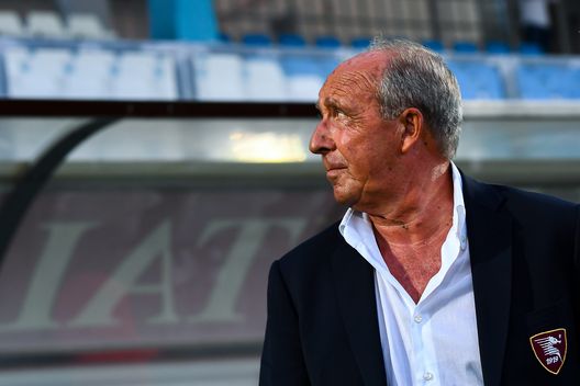 CHIAVARI, ITALY - JUNE 26: Gian Piero Ventura coach of Salernitana before the serie B match between Virtus Entella and US Salernitana at Aldo Gastaldi Stadium on June 26, 2020 in Chiavari, Italy. (Photo by Paolo Rattini/Getty Images for Lega Serie B) CHIAVARI, ITALY - JUNE 26: Gian Piero Ventura coach of Salernitana before the serie B match between Virtus Entella and US Salernitana at Aldo Gastaldi Stadium on June 26, 2020 in Chiavari, Italy. (Photo by Paolo Rattini/Getty Images for Lega Serie B)