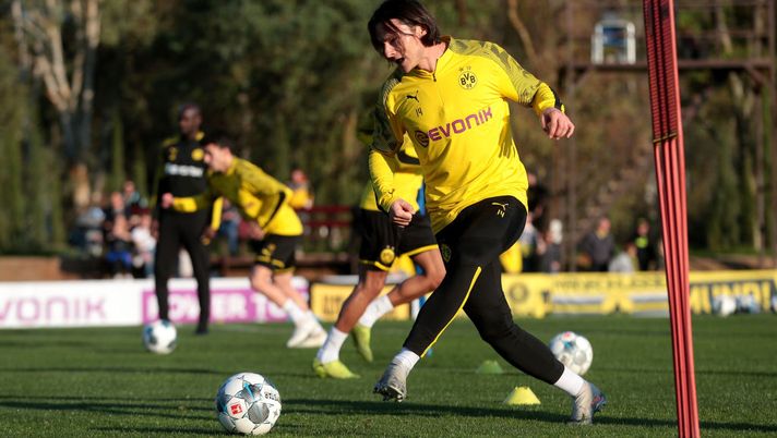 MARBELLA, SPAIN - JANUARY 05: Nico Schulz of Borussia Dortmund controls the ball during day two of the Borussia Dortmund winter training camp on January 05, 2020 in Marbella, Spain. (Photo by TF-Images/Bongarts/Getty Images) MARBELLA, SPAIN - JANUARY 05: Nico Schulz of Borussia Dortmund controls the ball during day two of the Borussia Dortmund winter training camp on January 05, 2020 in Marbella, Spain. (Photo by TF-Images/Bongarts/Getty Images)