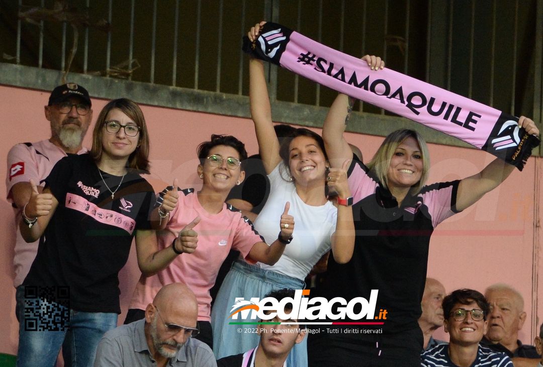 FOTOTIFO, Palermo-Perugia 2-0: i tifosi allo stadio Renzo Barbera (Gallery) - immagine 36