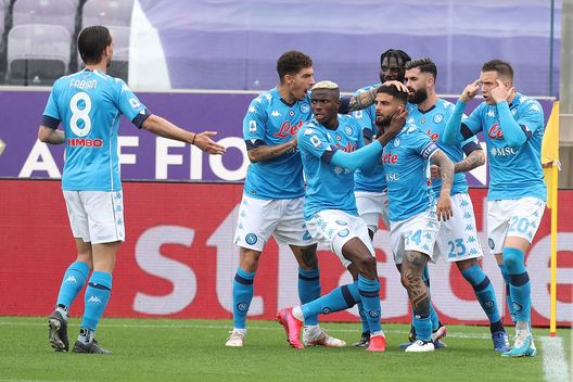 FLORENCE, ITALY - MAY 16: Lorenzo Insigne of SSC Napoli celebrates after scoring a goal during the Serie A match between ACF Fiorentina and SSC Napoli at Stadio Artemio Franchi on May 16, 2021 in Florence, Italy. (Photo by Gabriele Maltinti/Getty Images) FLORENCE, ITALY - MAY 16: Lorenzo Insigne of SSC Napoli celebrates after scoring a goal during the Serie A match between ACF Fiorentina and SSC Napoli at Stadio Artemio Franchi on May 16, 2021 in Florence, Italy. (Photo by Gabriele Maltinti/Getty Images)
