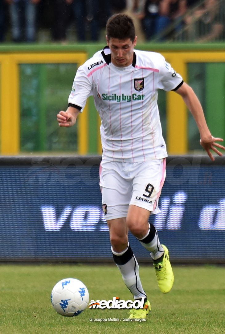  TERNI, ITALY - MAY 05: Stefano Moreo of US Città di Palermo in action during the serie B match between Ternana Calcio and US Citta di Palermo at Stadio Libero Liberati on May 5, 2018 in Terni, Italy.  (Photo by Giuseppe Bellini/Getty Images) 