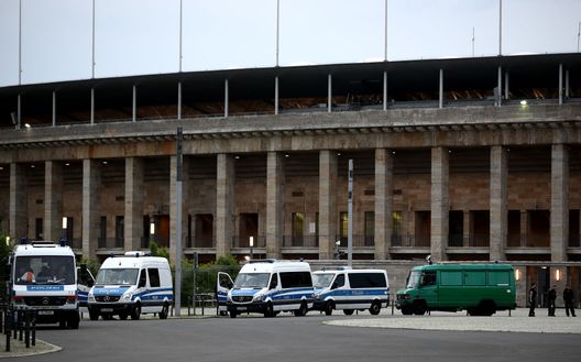 La sorveglianza pre-derby da parte della Polizia tedesca 