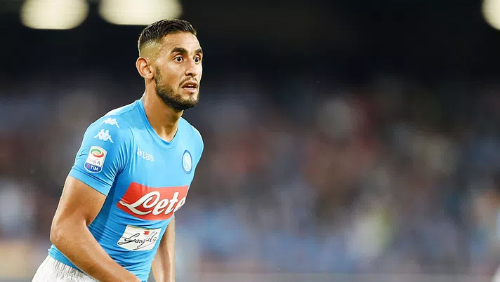 Napoli, Il rinnovo di Ghoulam è ufficiale. I dettagli del contratto: durata, cifre e quella clausola&#8230;