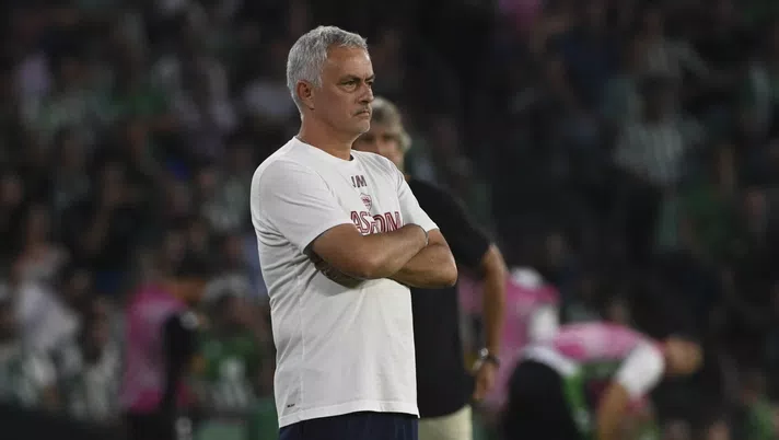 Roma, Mourinho perde pezzi per Napoli: un attaccante vicino all’addio – Sky - immagine 1