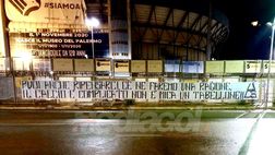 Palermo, calciomercato deludente: primo striscione ultras al Barbera contro il Presidente Mirri