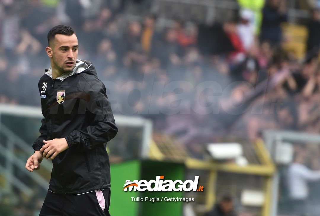  PALERMO, ITALY - MARCH 28: Ilija Nestorovski of Palermo in action during a training session at Stadio Renzo Barbera on March 28, 2019 in Palermo, Italy. (Photo by Tullio M. Puglia/Getty Images) 