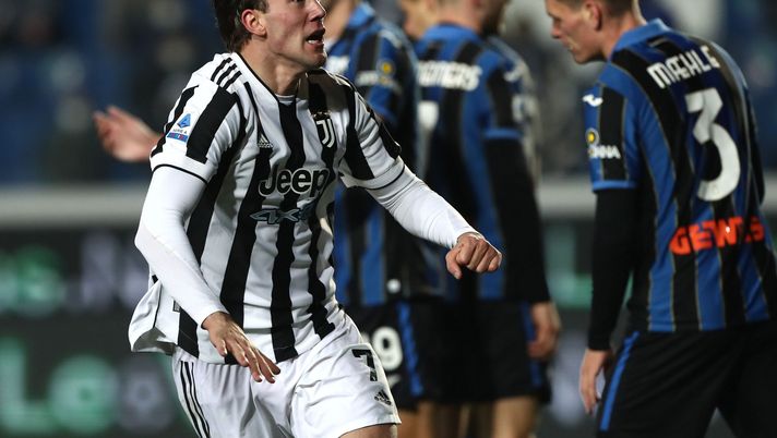 (Photo by Juventus FC via Getty Images) Juve, Vlahovic è ancora ai box per pubalgia. I tempi di recupero in vista del Napoli - immagine 1