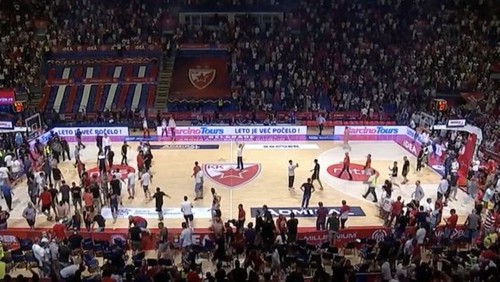 BASKET STELLA ROSSA SANZIONATA