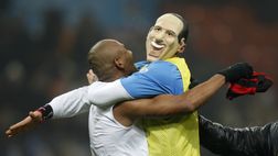 VIDEO – Auguri, Matrix! Derby amaro? …metti una maschera
