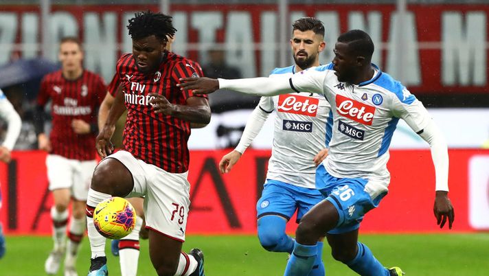 MILAN, ITALY - NOVEMBER 23: Franck Kessie of AC Milan competes for the ball with Kalidou Koulibaly of SSC Napoli during the Serie A match between AC Milan and SSC Napoli at Stadio Giuseppe Meazza on November 23, 2019 in Milan, Italy. (Photo by Marco Luzzani/Getty Images) MILAN, ITALY - NOVEMBER 23: Franck Kessie of AC Milan competes for the ball with Kalidou Koulibaly of SSC Napoli during the Serie A match between AC Milan and SSC Napoli at Stadio Giuseppe Meazza on November 23, 2019 in Milan, Italy. (Photo by Marco Luzzani/Getty Images)