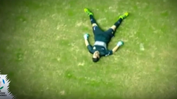 VIDEO / Paura in Libertadores: il portiere del Boca sviene in area