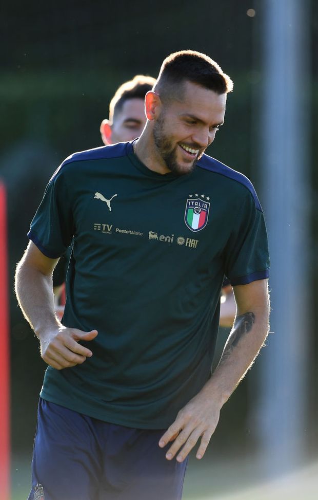  (Photo by Claudio Villa/Getty Images) 