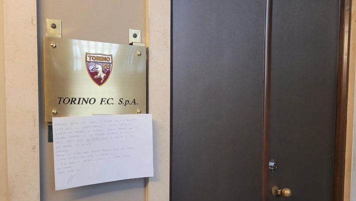 Bremer-Juventus: il messaggio di un tifoso lasciato nella sede del Torino - immagine 1