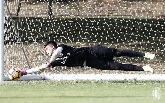 Matteo Soncin, Milan Primavera, @acmilan Matteo Soncin, Milan Primavera, @acmilan