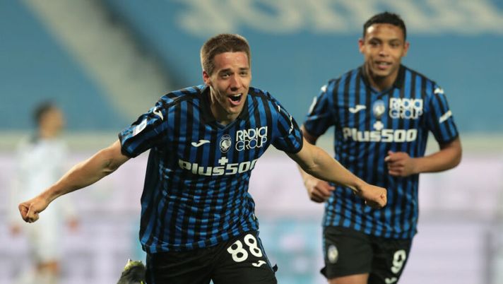 BERGAMO, ITALY - MARCH 12: Mario Pasalic of Atalanta celebrates scoring the 1st goal during the Serie A match between Atalanta BC and Spezia Calcio at Gewiss Stadium on March 12, 2021 in Bergamo, Italy. (Photo by Emilio Andreoli/Getty Images) I voti ufficiali al fantacalcio: sempre Muriel, Pasalic show! Male Nzola, Duvan più di Ilicic - immagine 1