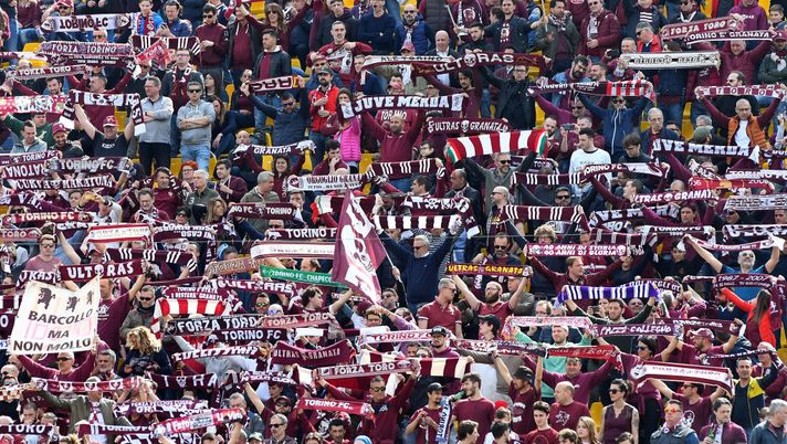 Parma-Torino, il calore dei tifosi granata al Tardini 