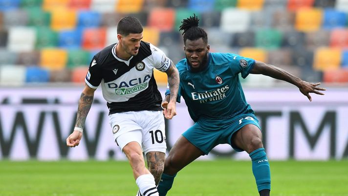 Frank Kessié affronta Rodrigo De Paul. 