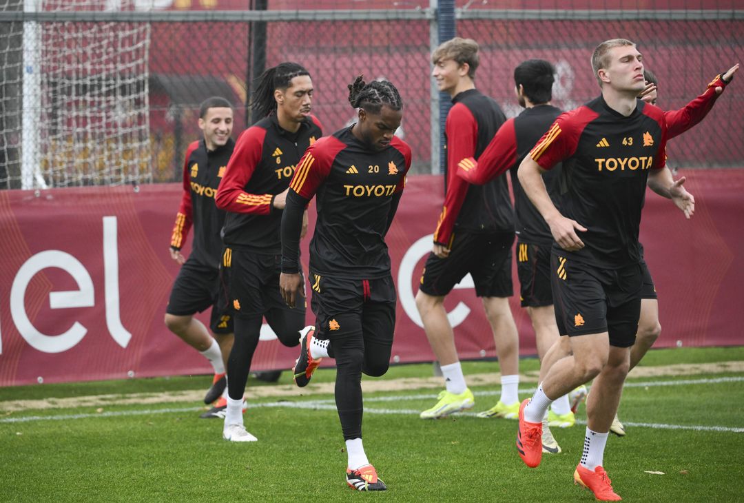 Il ritorno a Trigoria dopo il Feyenoord: scarico per chi ha giocato – FOTOGALLERY - immagine 9