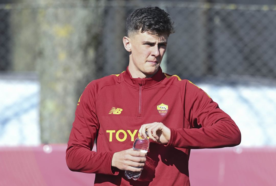 Roma, ripresa degli allenamenti a Trigoria. Mercoledì c’è la Cremonese – FOTO GALLERY - immagine 13