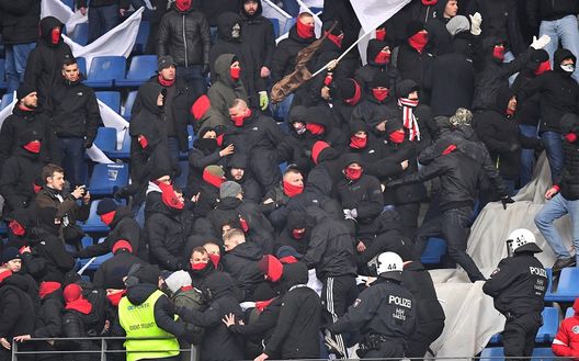 HAMBURG, GERMANY - FEBRUARY 22: Fans clash during the Second Bundesliga match between Hamburger SV and FC St. Pauli at Volksparkstadion on February 22, 2020 in Hamburg, Germany. (Photo by Stuart Franklin/Bongarts/Getty Images) 