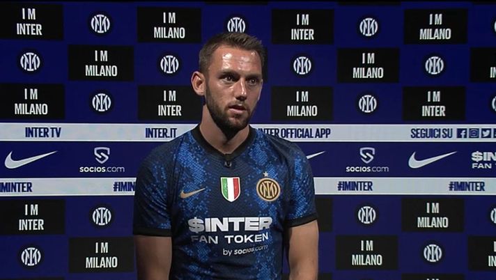 Inter, De Vrij: “Inzaghi tecnico preparato, contento del suo arrivo. Scudetto? Ora…” Inter, De Vrij: “Inzaghi tecnico preparato, contento del suo arrivo. Scudetto? Ora…” - immagine 1