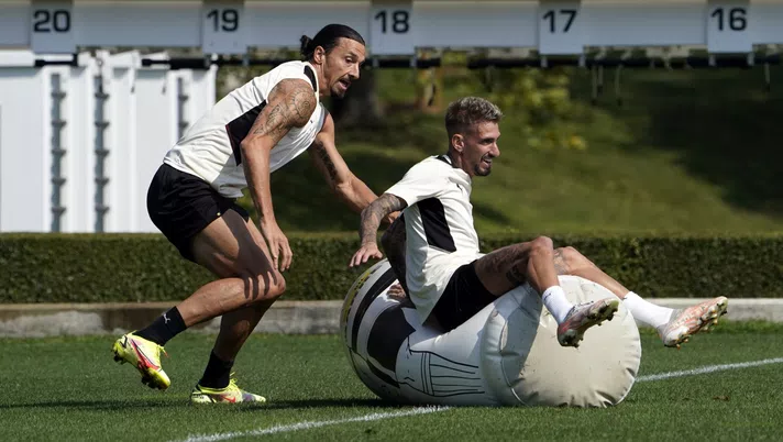 Castillejo fa gli auguri da Ibrahimovic: 'Ti ho fatto vincere uno scudetto' (getty images)