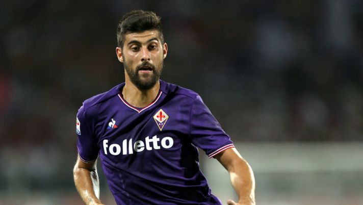 FLORENCE, ITALY - AUGUST 27: Marco Benassi of ACF Fiorentina in action during the Serie A match between ACF Fiorentina and UC Sampdoria at Stadio Artemio Franchi on August 27, 2017 in Florence, Italy. (Photo by Gabriele Maltinti/Getty Images) Fiorentina, Benassi cambia ancora ruolo: è lui il vero jolly di Pioli - immagine 1