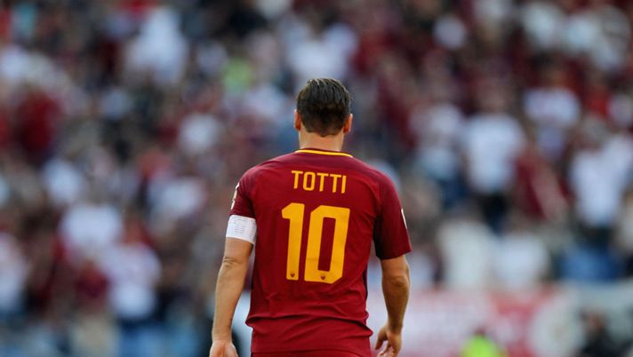 Derby Pd in Campidoglio: lite per la maglia di Totti - immagine 1