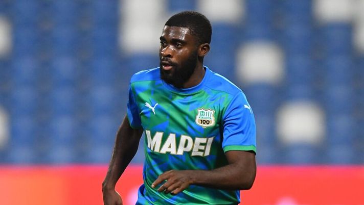 REGGIO NELL'EMILIA, ITALY - NOVEMBER 06: Jeremie Boga of US Sassuolo in action during the Serie A match between US Sassuolo and Udinese Calcio at Mapei Stadium - Città del Tricolore on November 06, 2020 in Reggio nell'Emilia, Italy. (Photo by Alessandro Sabattini/Getty Images) LIVE DAI CAMPI – Novità Caprari! Boga, Locatelli, Pessina, Simy, De Silvestri, Viola e out Alves - immagine 1