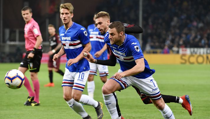 30 marzo 2019, Sampdoria-Milan 1-0: Gaston Ramirez e Jacopo Sala contro Samu Castillejo (credits: GETTY Images) 