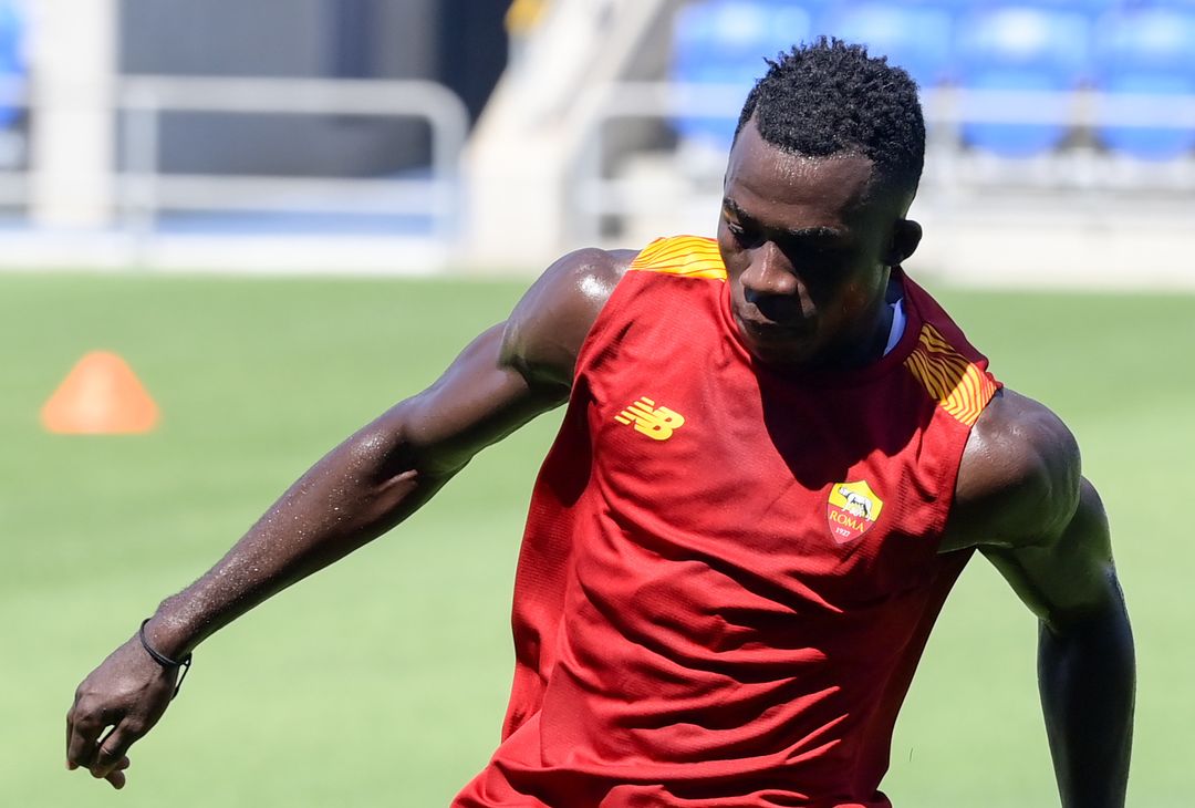 Seduta mattutina per la Roma a Tel Aviv – FOTO GALLERY - immagine 31