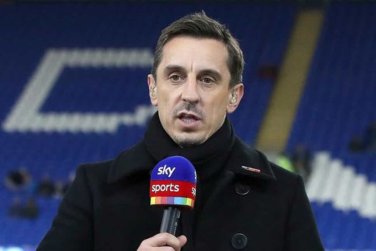 Un incontro di boxe? Carragher come avversario sceglie Neville!- immagine 2